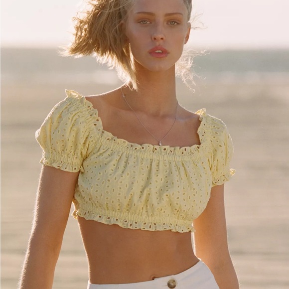 Aritzia Emery Blouse - Picture 2 of 3